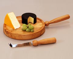 Cheeseboard with Handle and Knife